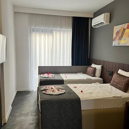 Wolf Of The City & Spa Hotel *
