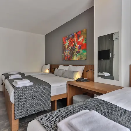 호텔 Wolf Of The City Hotel & Spa