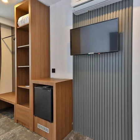 Wolf Of The & Otel 3*