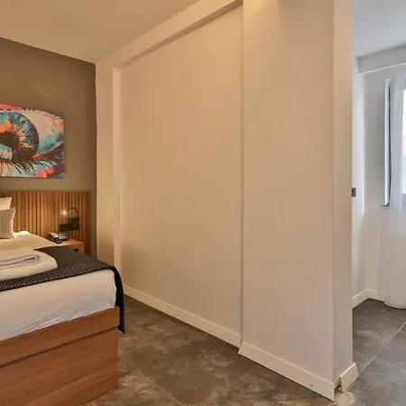 Hotell Wolf Of The City & Spa
