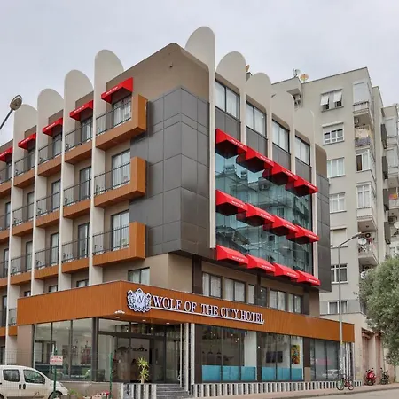 Hotell Wolf Of The City & Spa