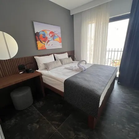 Hotell Wolf Of The City & Spa