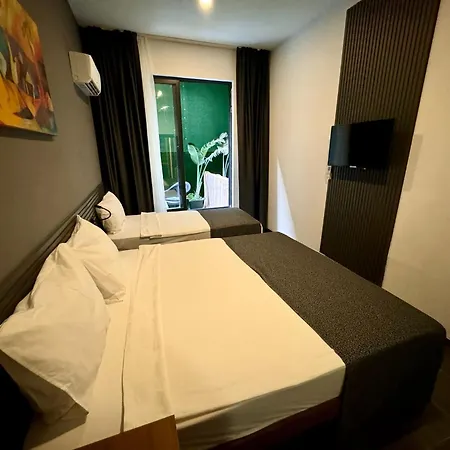 Hotell Wolf Of The City & Spa *